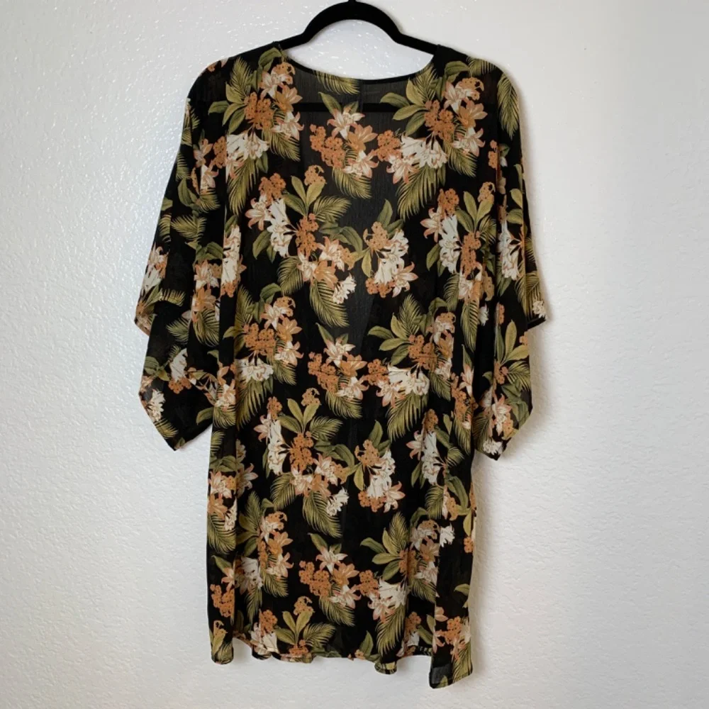 Black Floral Swimsuit Cover Up L/XL Robe Style Tie Front Georgette Tropical - Picture 11 of 11
